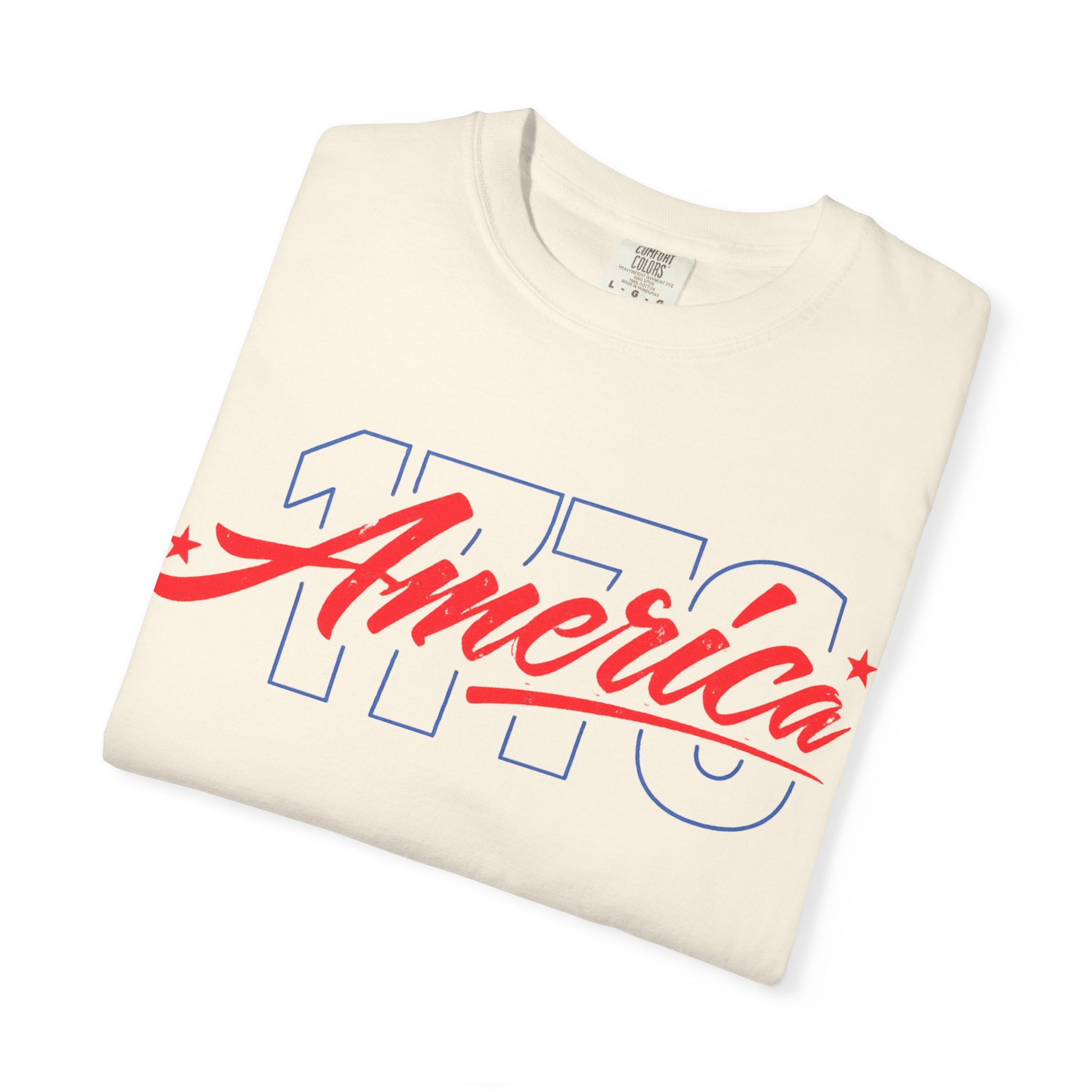 America Script Tee — Retro Patriotic USA Graphic T-Shirt