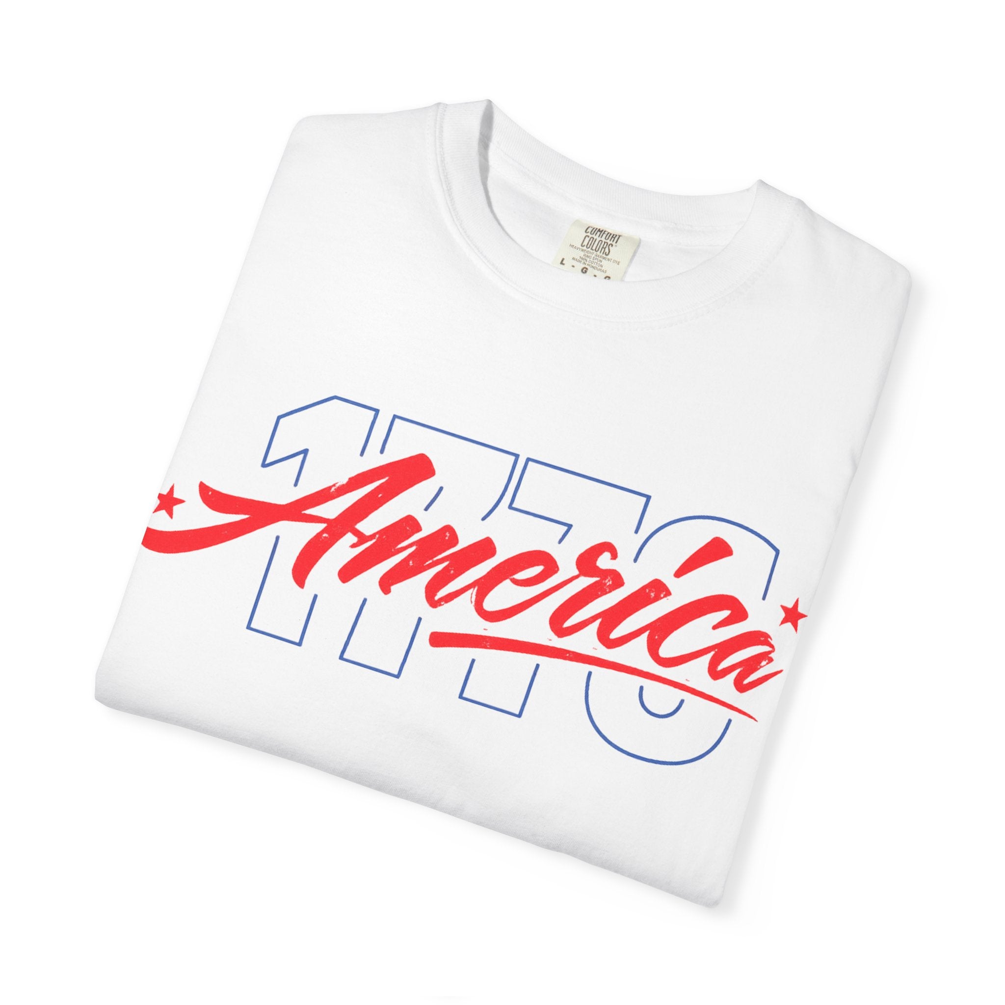America Script Tee — Retro Patriotic USA Graphic T-Shirt