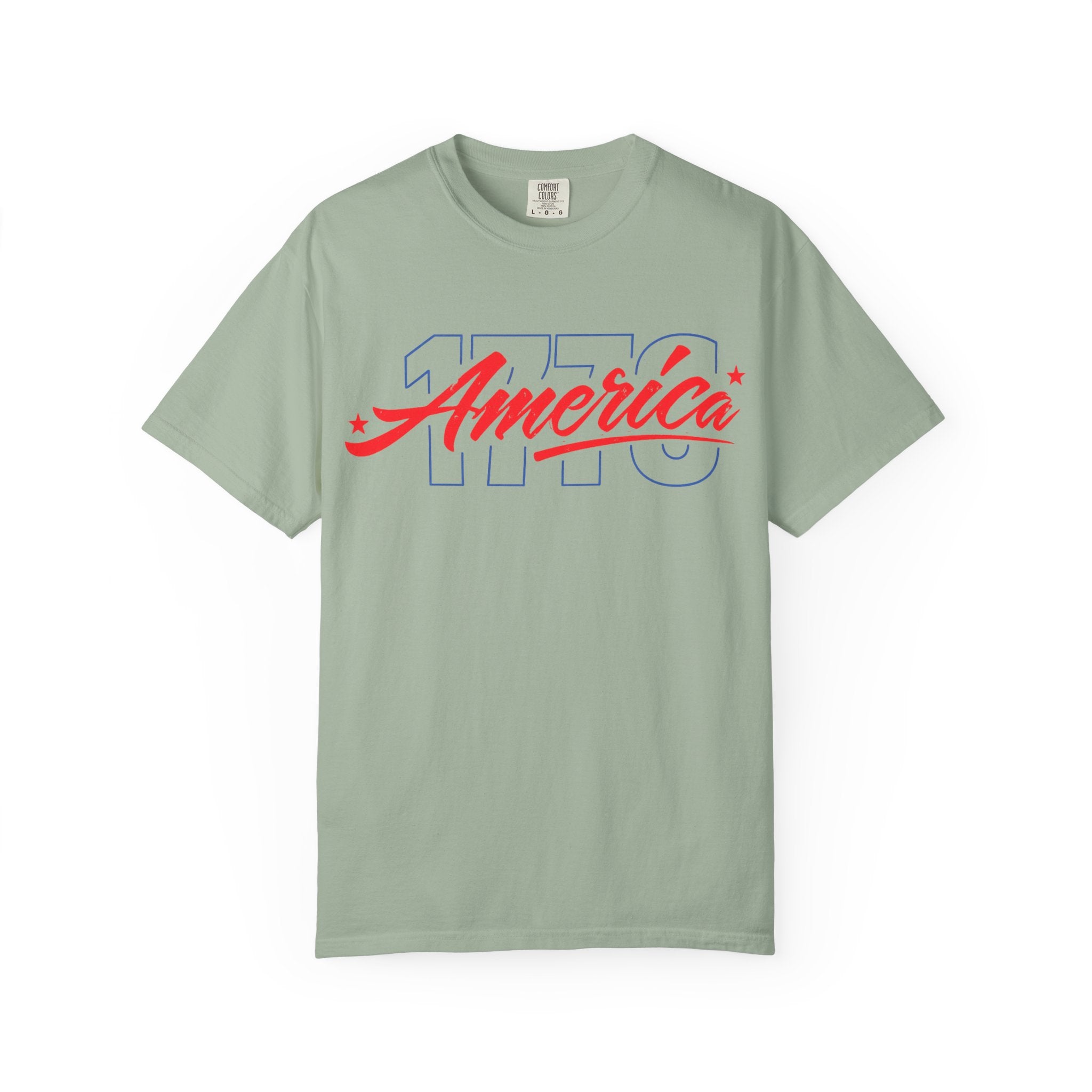 America Script Tee — Retro Patriotic USA Graphic T-Shirt